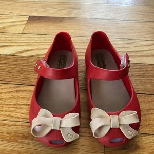 Red Mini Melissa shoes size 8